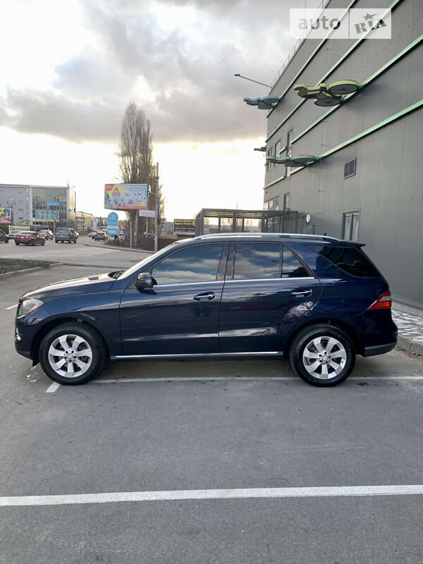 Внедорожник / Кроссовер Mercedes-Benz M-Class 2013 в Киеве фото 3 Внедорожник / Кроссовер Mercedes-Benz M-Class 2013 в Киеве