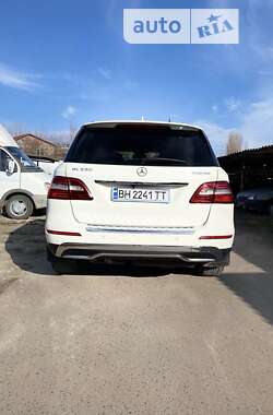 Позашляховик / Кросовер Mercedes-Benz M-Class 2012 в Одесі