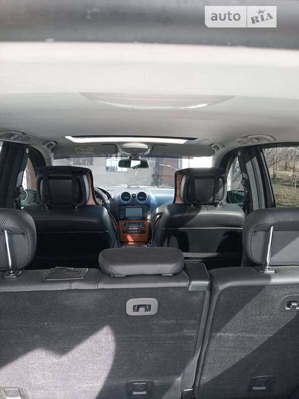 Внедорожник / Кроссовер Mercedes-Benz M-Class 2007 в Новоукраинке