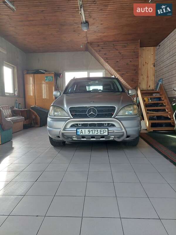 Внедорожник / Кроссовер Mercedes-Benz M-Class 2001 в Киеве фото 7 Внедорожник / Кроссовер Mercedes-Benz M-Class 2001 в Киеве