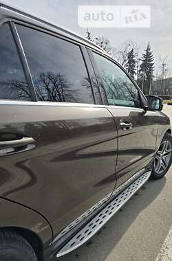 Позашляховик / Кросовер Mercedes-Benz M-Class 2012 в Краматорську