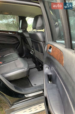 Внедорожник / Кроссовер Mercedes-Benz M-Class 2012 в 