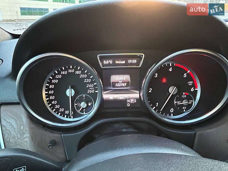 Внедорожник / Кроссовер Mercedes-Benz M-Class 2013 в Павлограде