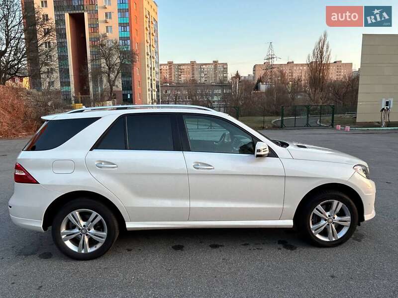 Внедорожник / Кроссовер Mercedes-Benz M-Class 2013 в Павлограде