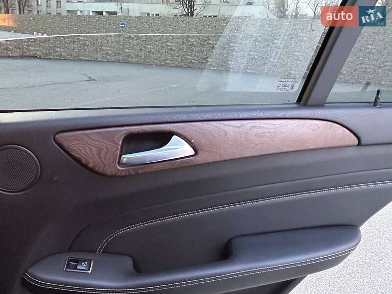 Внедорожник / Кроссовер Mercedes-Benz M-Class 2013 в Павлограде