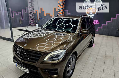 Внедорожник / Кроссовер Mercedes-Benz M-Class 2013 в Киеве