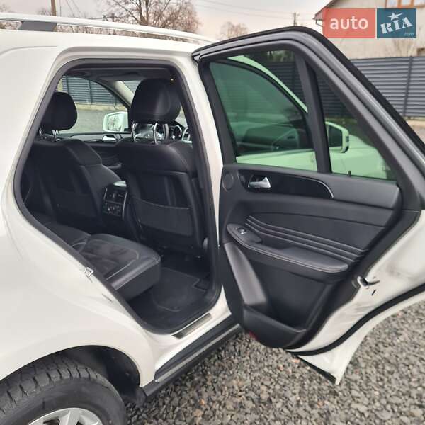 Внедорожник / Кроссовер Mercedes-Benz M-Class 2014 в Луцке