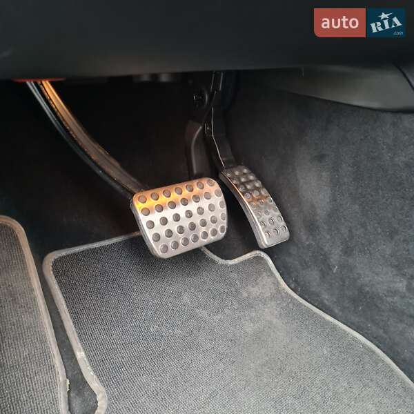 Внедорожник / Кроссовер Mercedes-Benz M-Class 2014 в Луцке