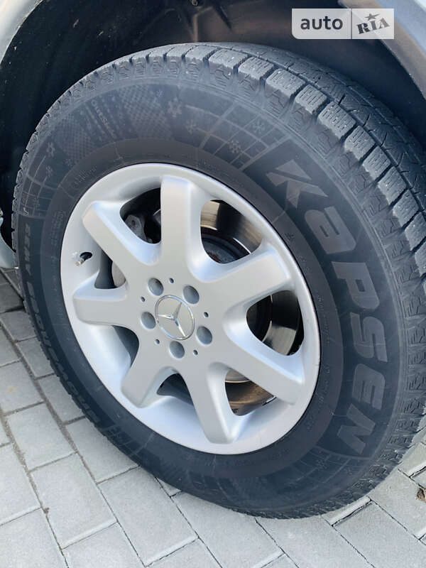 Внедорожник / Кроссовер Mercedes-Benz M-Class 2004 в Ильинцах