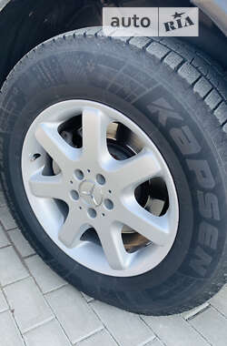 Внедорожник / Кроссовер Mercedes-Benz M-Class 2004 в 