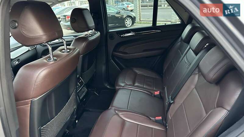 Внедорожник / Кроссовер Mercedes-Benz M-Class 2012 в Киеве