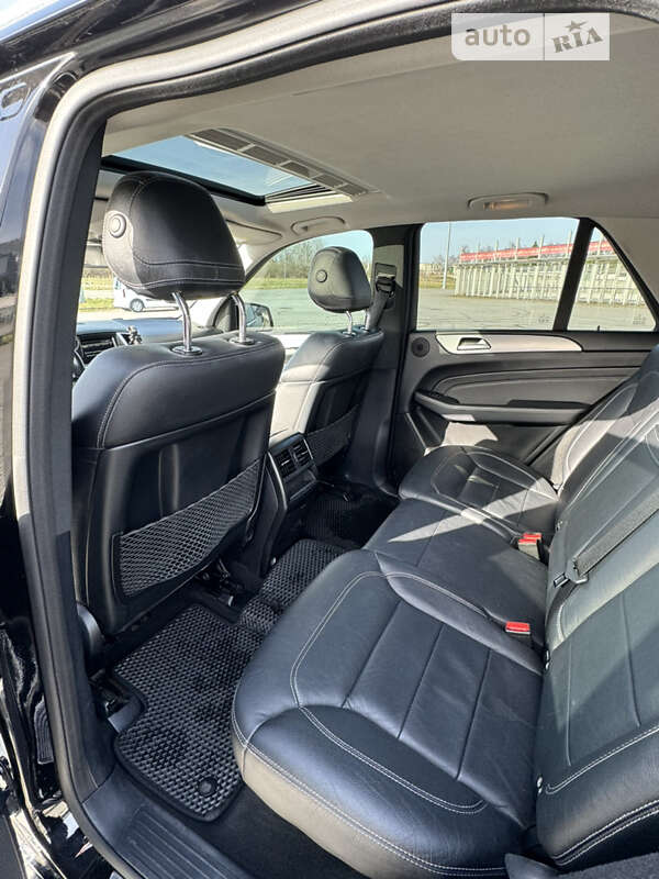 Внедорожник / Кроссовер Mercedes-Benz M-Class 2014 в Львове