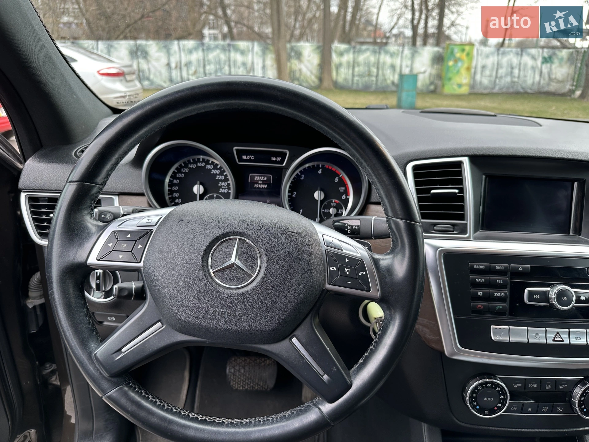 Mercedes-Benz M-Class 2013 VIN WDC1660041A272543 фото оголошення 4 з 7