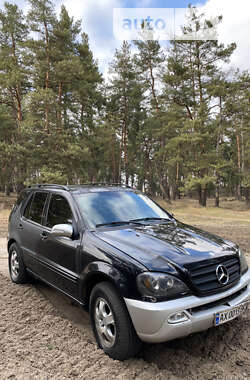 Внедорожник / Кроссовер Mercedes-Benz M-Class 2002 в Змиеве