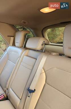 Внедорожник / Кроссовер Mercedes-Benz M-Class 2012 в 