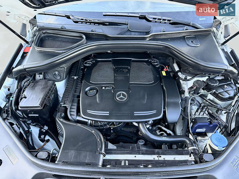 Позашляховик / Кросовер Mercedes-Benz M-Class 2014 в Києві