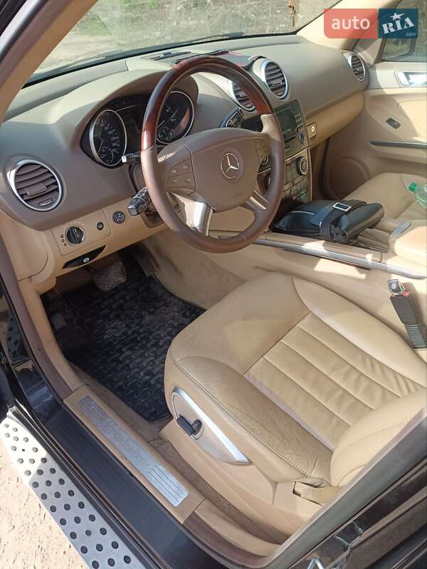 Внедорожник / Кроссовер Mercedes-Benz M-Class 2006 в Харькове