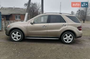 Внедорожник / Кроссовер Mercedes-Benz M-Class 2007 в 