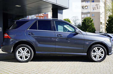 Внедорожник / Кроссовер Mercedes-Benz M-Class 2012 в Львове