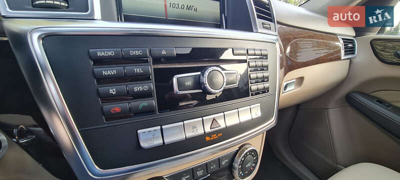 Внедорожник / Кроссовер Mercedes-Benz M-Class 2014 в Ровно