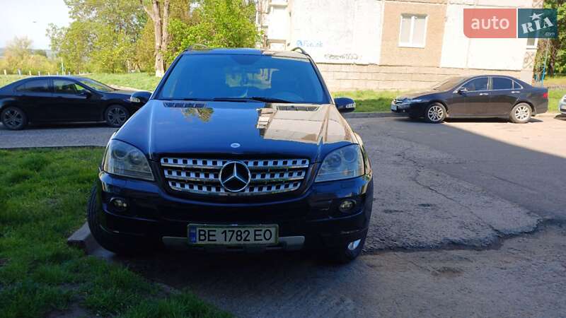 Внедорожник / Кроссовер Mercedes-Benz M-Class 2005 в Южноукраинске фото 6 Внедорожник / Кроссовер Mercedes-Benz M-Class 2005 в Южноукраинске