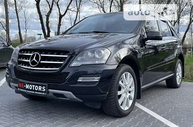 Внедорожник / Кроссовер Mercedes-Benz M-Class 2011 в Киеве