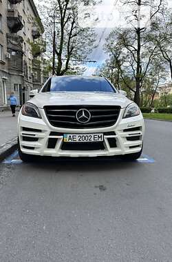 Внедорожник / Кроссовер Mercedes-Benz M-Class 2013 в Днепре