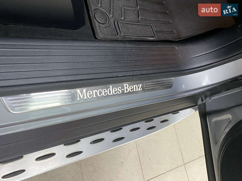 Внедорожник / Кроссовер Mercedes-Benz M-Class 2013 в Ивано-Франковске