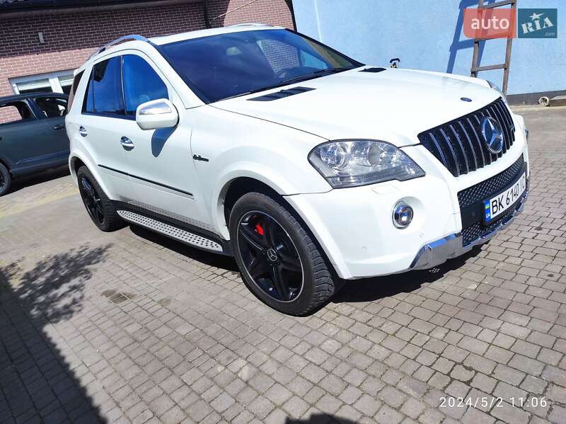 Внедорожник / Кроссовер Mercedes-Benz M-Class 2008 в Нововолынске