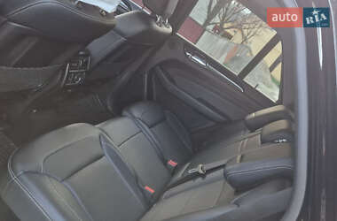 Внедорожник / Кроссовер Mercedes-Benz M-Class 2012 в 