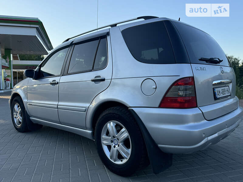 Внедорожник / Кроссовер Mercedes-Benz M-Class 2005 в Житомире