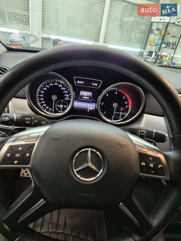 Внедорожник / Кроссовер Mercedes-Benz M-Class 2013 в Днепре