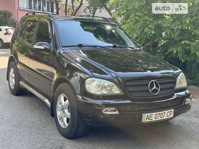 Внедорожник / Кроссовер Mercedes-Benz M-Class 2001 в Днепре