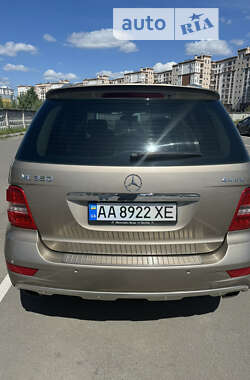 Позашляховик / Кросовер Mercedes-Benz M-Class 2009 в Києві