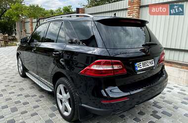 Внедорожник / Кроссовер Mercedes-Benz M-Class 2013 в 