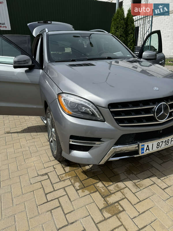 Внедорожник / Кроссовер Mercedes-Benz M-Class 2015 в Хмельницком