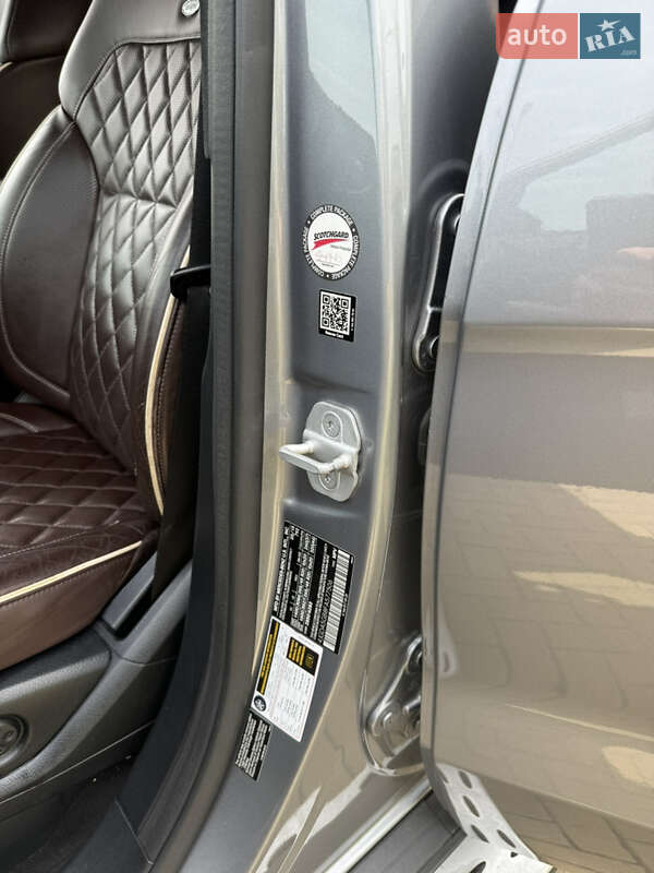 Внедорожник / Кроссовер Mercedes-Benz M-Class 2015 в Хмельницком