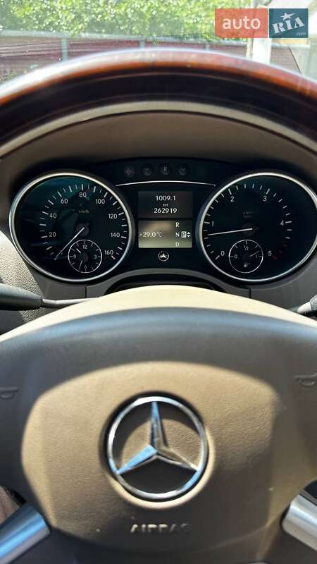 Позашляховик / Кросовер Mercedes-Benz M-Class 2011 в Харкові