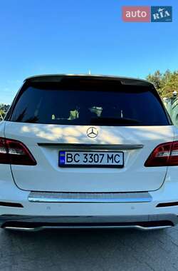 Внедорожник / Кроссовер Mercedes-Benz M-Class 2011 в 