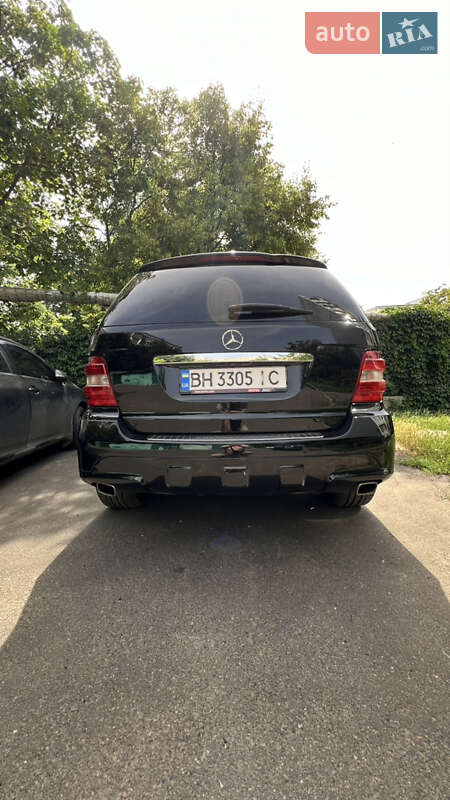 Внедорожник / Кроссовер Mercedes-Benz M-Class 2005 в Одессе