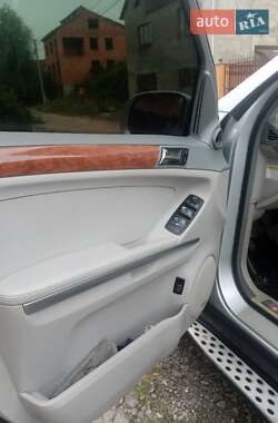 Внедорожник / Кроссовер Mercedes-Benz M-Class 2006 в 