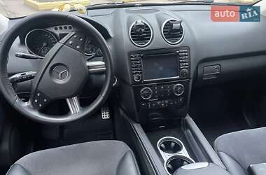 Внедорожник / Кроссовер Mercedes-Benz M-Class 2007 в 
