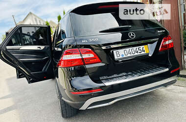 Внедорожник / Кроссовер Mercedes-Benz M-Class 2012 в 