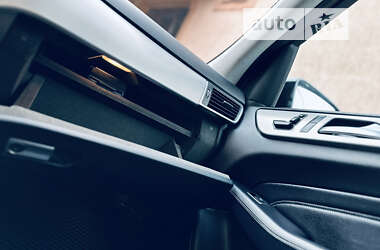 Внедорожник / Кроссовер Mercedes-Benz M-Class 2012 в 