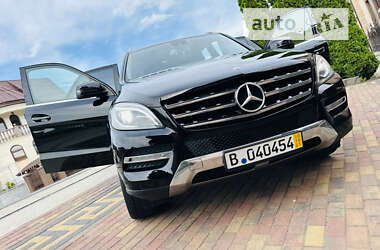 Внедорожник / Кроссовер Mercedes-Benz M-Class 2012 в 