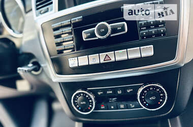 Внедорожник / Кроссовер Mercedes-Benz M-Class 2012 в 