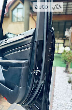 Внедорожник / Кроссовер Mercedes-Benz M-Class 2012 в 