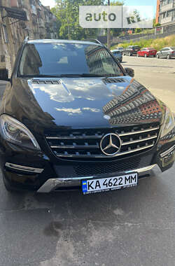 Позашляховик / Кросовер Mercedes-Benz M-Class 2011 в Києві