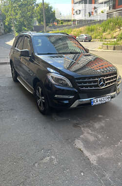 Позашляховик / Кросовер Mercedes-Benz M-Class 2011 в Києві