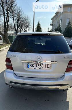 Внедорожник / Кроссовер Mercedes-Benz M-Class 2007 в Киеве